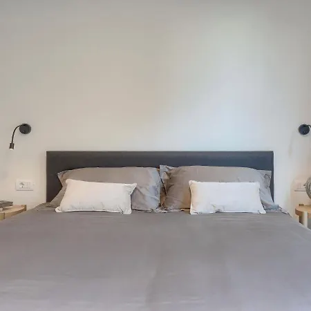 Anna By Interhome プーラ