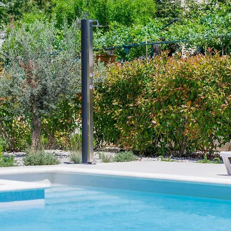 Anna By Interhome * Pula