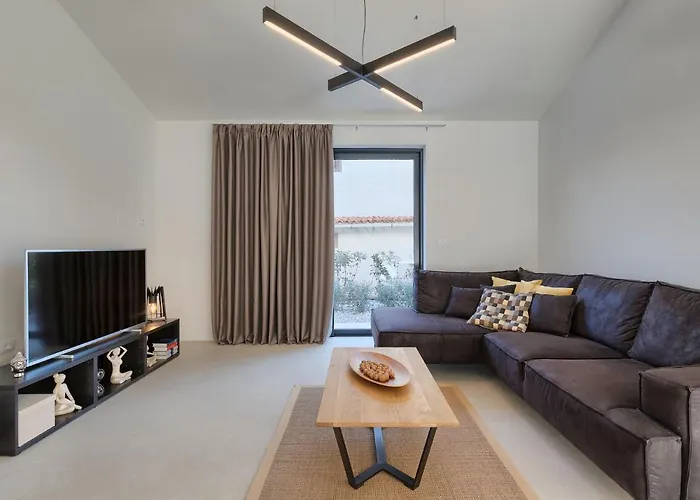 Anna By Interhome Vila Pula