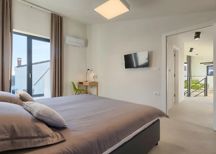 Anna By Interhome Пула