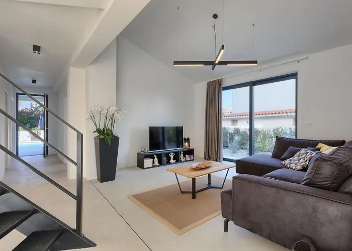 Anna By Interhome Пула